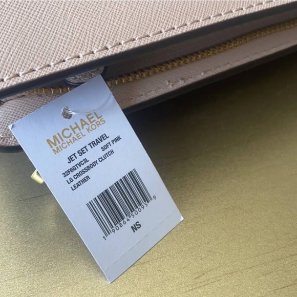 MICHAEL KORS Jet Set Large Saffiano Leather Convertible Crossbody Bag - Picture 6 of 7